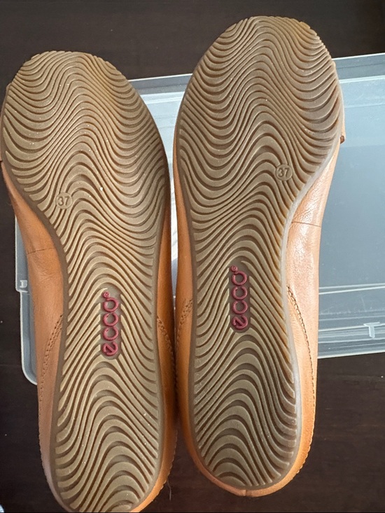 Ecco Women's Cognac Bow Leather Ballet Flats - Picture 5 of 5